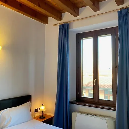 Hotel apartamentowy Cascina San Giovanni Arcore